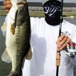 Justin bassin' incognito.