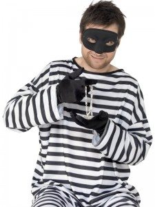 I've got $50 that says the guys that pulled this heist were dressed just like ths.