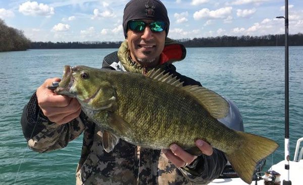 Jay-Kumar-4-13-smallmouth-bass-fishing-160510